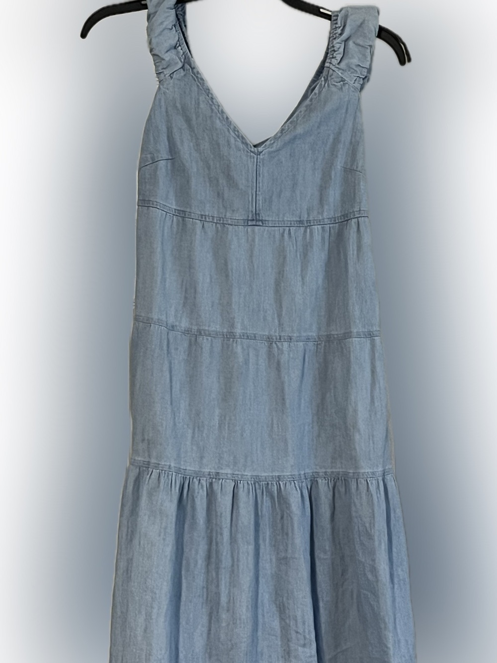 Old Navy Light Blue Chambray V-Neck Tiered Maxi Dress XS